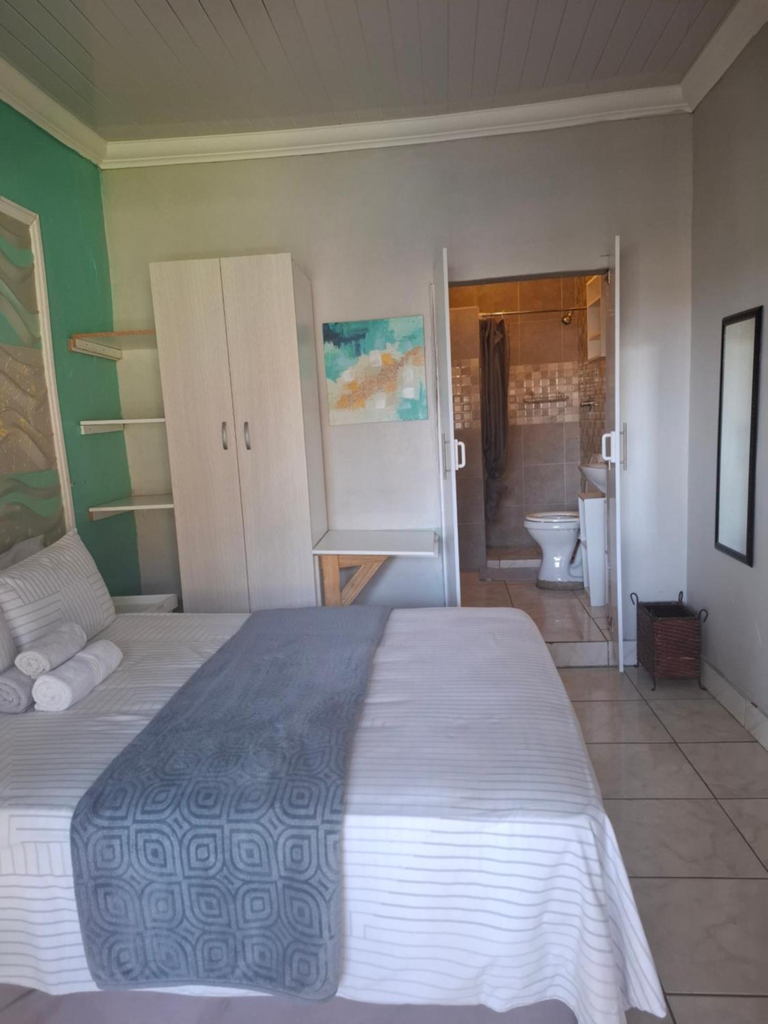 Vicky B Bed And Breakfast Mogwase Δωμάτιο φωτογραφία