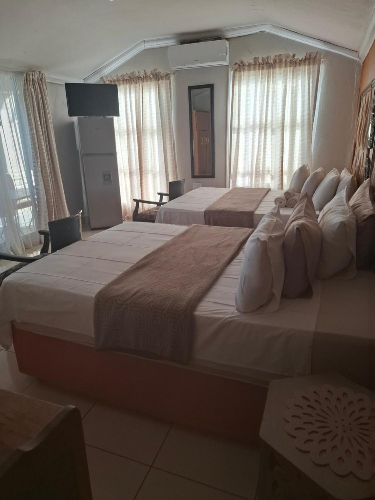 Vicky B Bed And Breakfast Mogwase Εξωτερικό φωτογραφία